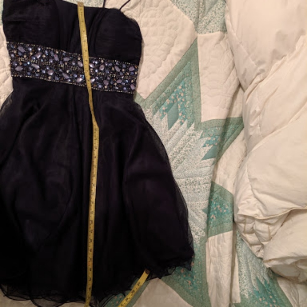 Navy short formal dress with stone details - Picture 6 of 8